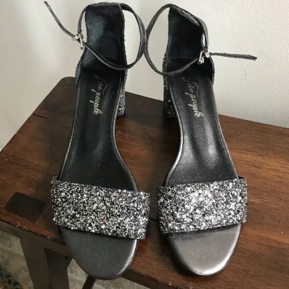 Free People Marigold Silver Glitter Sandals 39/9. - Picture 3 of 8